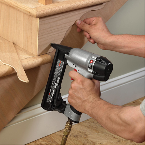 Ensemble d'agrafeuse &agrave; couronne &eacute;troite EastCoast Offshore Supplies