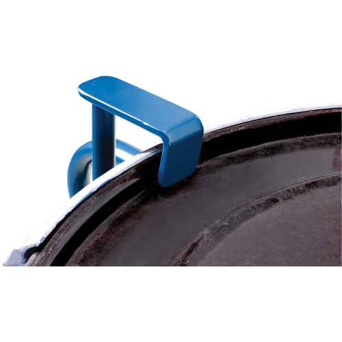 Manipulateurs de baril Gator Grip pour chariot &eacute;l&eacute;vateur, Pour 30 gal. US (25 gal. imp.) / 50 gal. US (41.6 gal. imp.) / 80 gal. US (66.6 gal. imp.) EastCoast Offshore Supplies