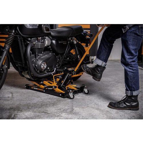 Cric pour VTT et motos, 0,75 tonnes Capacit&eacute;, 4-2/3" Abaiss&eacute;e, 14-1/2" &eacute;lev&eacute;e, Hydraulique &agrave; main EastCoast Offshore Supplies