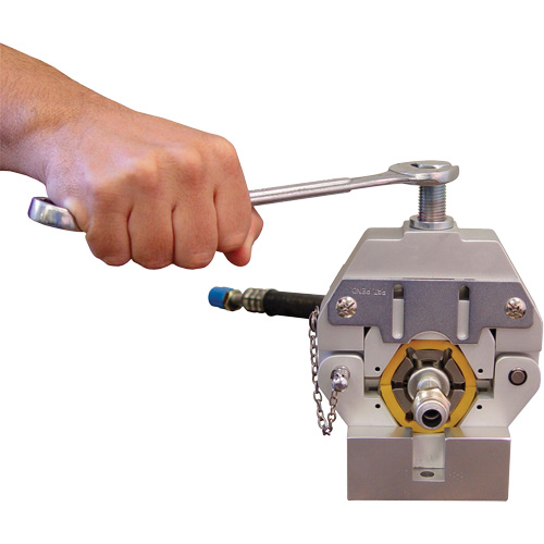Sertisseuse pour tuyau de climatiseur EastCoast Offshore Supplies