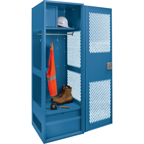 Casier pour &eacute;quipement avec porte, Acier, 24" la x 18" p x 72" h, Bleu fonc&eacute; EastCoast Offshore Supplies