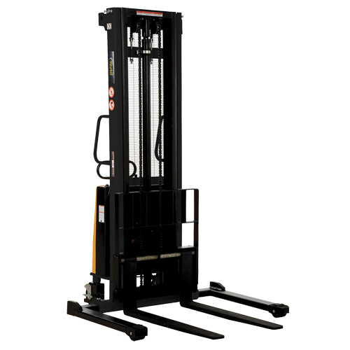 Gerbeur pour chariot &eacute;l&eacute;vateur, Fonctionnement &eacute;lectrique, Capacit&eacute; 2000 lb, Lev&eacute;e max 137" EastCoast Offshore Supplies
