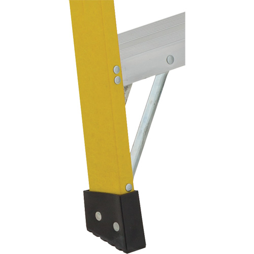 Escabeaux industriels robustes (s&eacute;rie 6900), 4', Fibre de verre, Capacit&eacute; 300 lb, Type 1A EastCoast Offshore Supplies