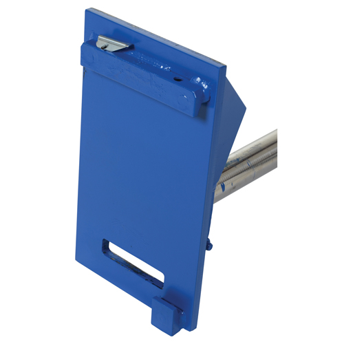 Fl&egrave;che de chariot &eacute;l&eacute;vateur pour tapis, 108-1/2" longueur, Install&eacute; sur tablier, Capacit&eacute; de 2500 lb EastCoast Offshore Supplies