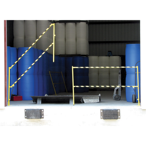 Barri&egrave;re &agrave; bascule de s&eacute;curit&eacute;, Simple, 6' lo x 42-5/8" h d&eacute;ploy&eacute; EastCoast Offshore Supplies