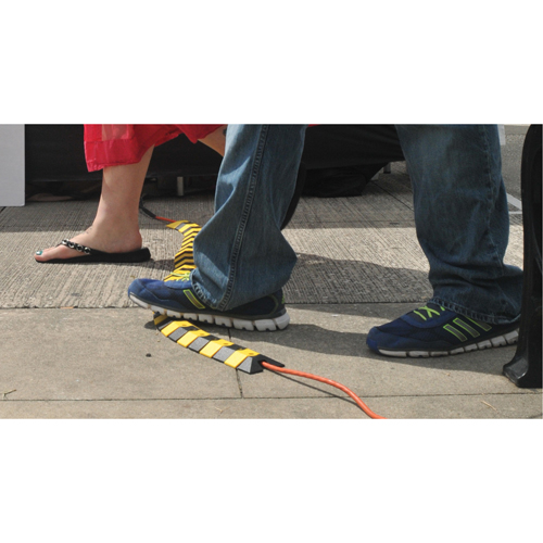 Syst&egrave;me de protection de c&acirc;bles Ultra-Sidewinder - petit , 13,125" x 3" x 0,75", 32000 lb (16 tonnes) EastCoast Offshore Supplies