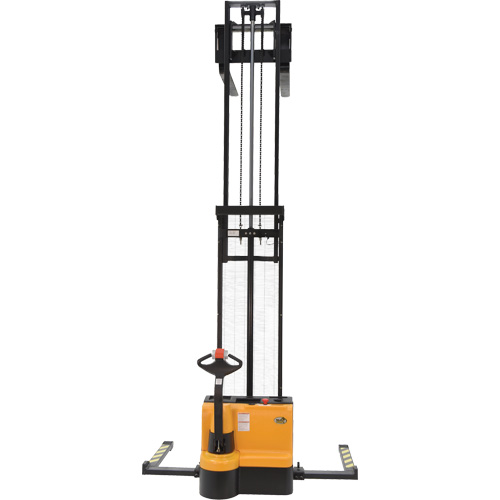 Gerbeur &agrave; m&acirc;t double, Fonctionnement &eacute;lectrique, Capacit&eacute; 2200 lb, Lev&eacute;e max 150" EastCoast Offshore Supplies