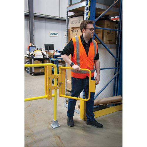 Safety Swing Gate, 21" H x 16" - 26" W EastCoast Offshore Supplies