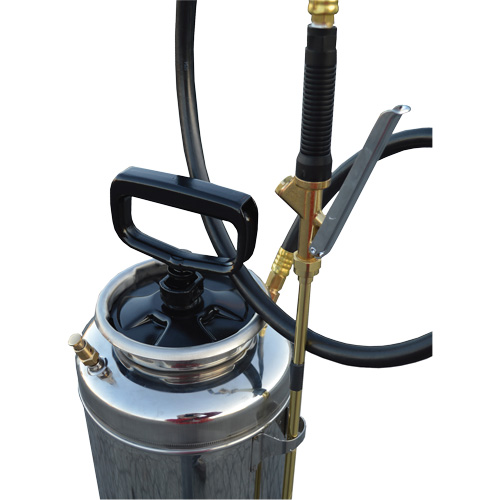 Vaporisateur de b&eacute;ton &agrave; compression s&eacute;rie industriel & entrepreneur, 3,5 gal. (16 L), Acier inoxydable, Lance de 24" EastCoast Offshore Supplies