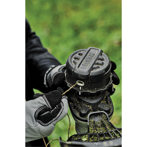 coupe-bordure sans fil Max*, 13", &agrave; pile, 20 V EastCoast Offshore Supplies