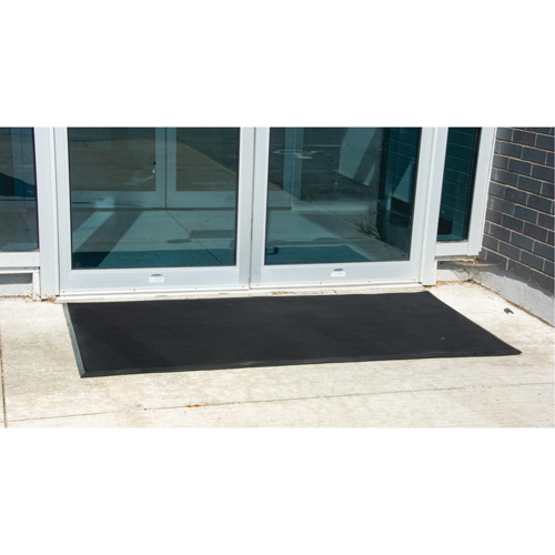 Tapis d'entr&eacute;e ext&eacute;rieure, Caoutchouc, Grattoir Type, Motif Textur&eacute;, 2' x 2-2/3', Noir EastCoast Offshore Supplies