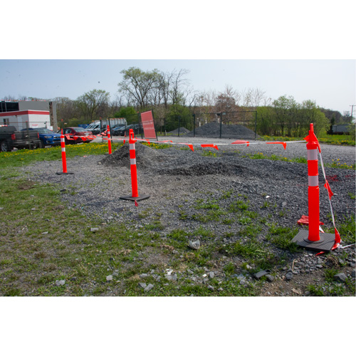 Poteau d&eacute;lin&eacute;ateur de qualit&eacute; sup&eacute;rieure, 42" h, Orange EastCoast Offshore Supplies