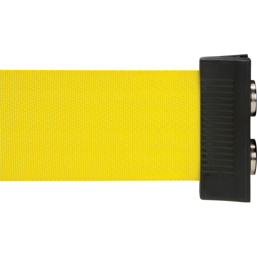 Barri&egrave;re &agrave; fixation murale avec ruban magn&eacute;tique, Acier, Fixation par vis, 7', Ruban Jaune EastCoast Offshore Supplies