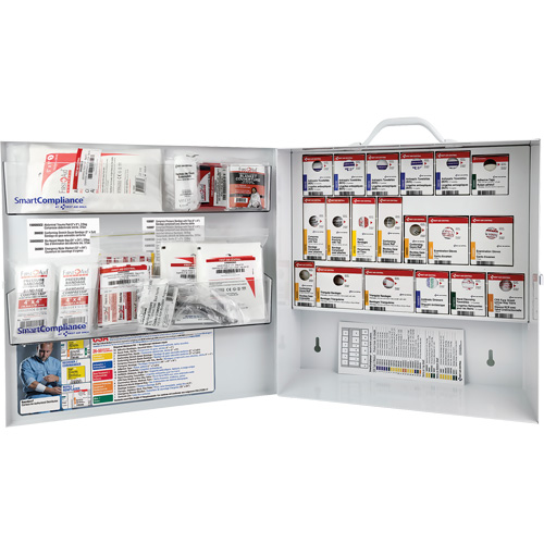 Armoire pour premiers soins SmartCompliance, R&eacute;pond &agrave; la norme CSA Z1220-17 type 2 environnements &agrave; faible risque, Moyen (26-50 travailleurs) EastCoast Offshore Supplies