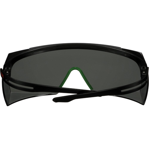Lunettes de s&eacute;curit&eacute; SecureFit s&eacute;rie 3700 SF3730AS-BLK, Lentille Gris/IR 3.0, Anti-&eacute;gratignures, ANSI Z87+/R&eacute;pond ou surpasse la norme CSA Z94.3 EastCoast Offshore Supplies