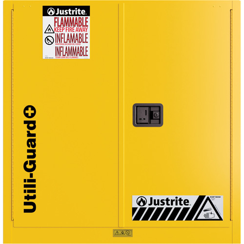 Armoire de s&eacute;curit&eacute; pour produits inflammables Utili-Guard+, 30 gal., 1 Porte(s), 43" La x 44" h x 22" p EastCoast Offshore Supplies