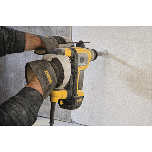 Marteau combin&eacute; SDS-Plus, 1-1/8", 9 A, 0-4700 Coups/min, 0-820 Tr/min, 3,1 lb-pi EastCoast Offshore Supplies