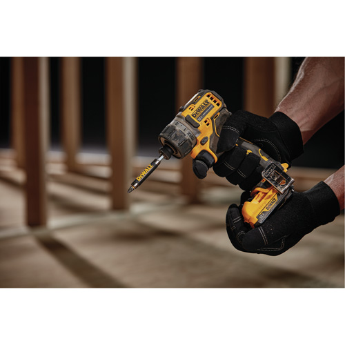 Trousse de tournevis &agrave; moteur sans balai Xtreme, 1/4", 12 V, 200 UWO couple max., Lithium-ion bloc-pile EastCoast Offshore Supplies