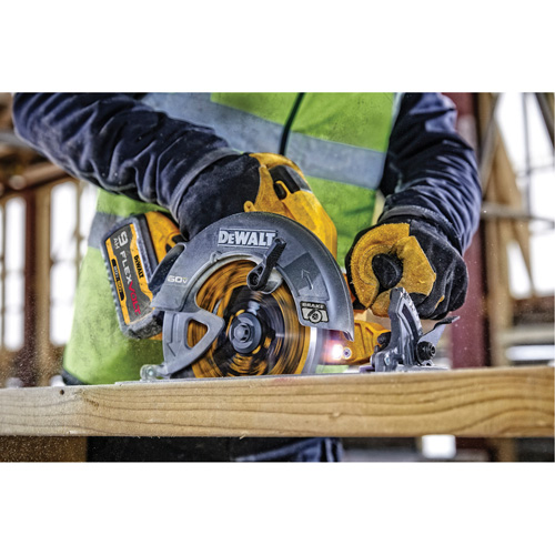 FlexVolt&reg; Max Brushless Circular Saw with Electric Brake Kit, 7-1/4", 60 V EastCoast Offshore Supplies