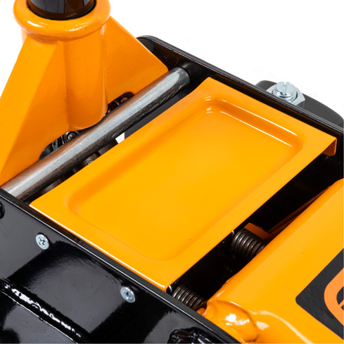 Heavy-Duty Floor Jack, 3 Ton(s) Capacity, 5-1/4" Lowered, 18-1/4" Raised, Manual Hydraulic EastCoast Offshore Supplies