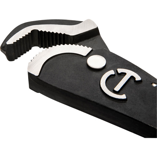 Self-Adjusting Dual Material Pipe Wrench, 1-1/2" Jaw Capacity, 12" Long, Black Oxide Finish, Cushion Handle EastCoast Offshore Supplies