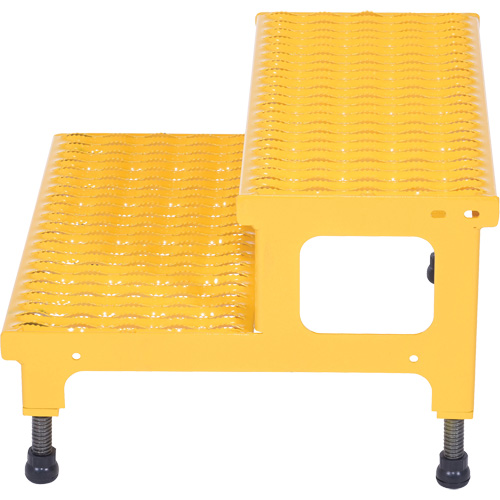 Plate-forme ajustable Step-Mate, 2 marche(s), 23-13/16" la x 22-7/8" lo x 15-1/4" h, Capacit&eacute; 500 lb EastCoast Offshore Supplies