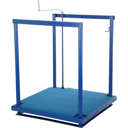 Ergonomic Posi-Crank Platform With Anti-Fatigue Mat, 36" W x 72" D, 500 lbs. Capacity, All-Welded EastCoast Offshore Supplies
