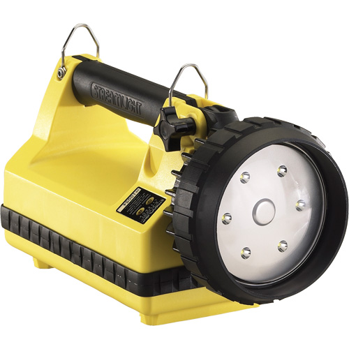 Lanterne avec syst&egrave;me de montage pour v&eacute;hicule E-Flood LiteBox, DEL, 615 lumens, 8 hres de fonctionnement, piles Rechargeable, Compris EastCoast Offshore Supplies