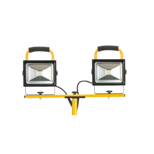 Twin-Head Work Light, LED, 40 W, 4800 Lumens, Aluminum Housing EastCoast Offshore Supplies