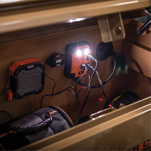 Bloc multiprise magn&eacute;tique Powerbox 1, 4 Prise(s), 5', 120 V EastCoast Offshore Supplies