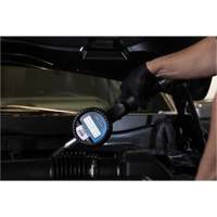 D&eacute;bitm&egrave;tre &eacute;lectronique de lubrifiant avec rallonge flexible &agrave; 90° EastCoast Offshore Supplies