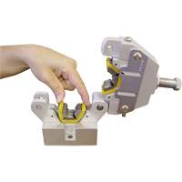 Sertisseuse pour tuyau de climatiseur EastCoast Offshore Supplies