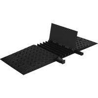 Protecteur de c&acirc;ble ADA/DDA &agrave; profil bas Guard Dog, 5 canaux, 18" lo x 50" la x 1,875" h EastCoast Offshore Supplies