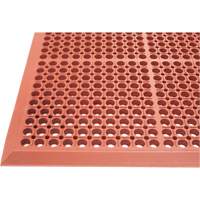 Tapis de s&eacute;rie Competitor, &agrave; fentes, 3' x 5' x 7/8", Orange, Caoutchouc naturel EastCoast Offshore Supplies