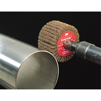 Brosses &agrave; lamelles Scotch-Brite, 2" dia. x 1" la, Arbre 1/4", Oxyde d'aluminium EastCoast Offshore Supplies