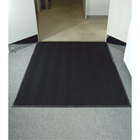 Tapis Waterhog Eco Elite, Essuie-pieds/grattoir, 6' x 6' x 3/8", Fum&eacute;e noire EastCoast Offshore Supplies