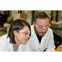 Lunettes de s&eacute;curit&eacute; s&eacute;rie Z1500, Lentille Transparent, Anti-&eacute;gratignures, R&eacute;pond ou surpasse la norme CSA Z94.3 EastCoast Offshore Supplies